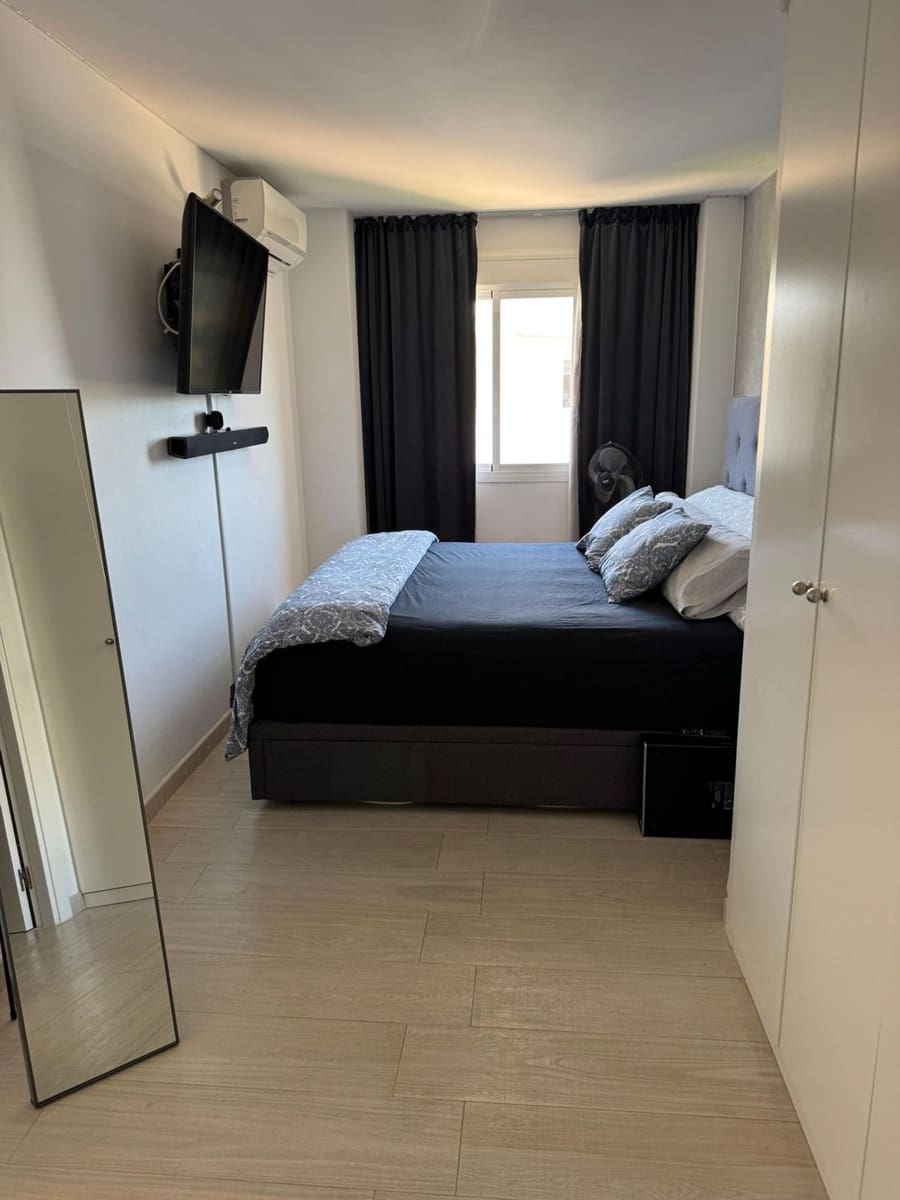 2 Zimmer Apartment zu verkaufen in Ibiza / Eivissa Stadt mit Pool Garage - 630.000 € (Ref: 9026306)