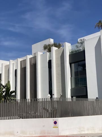 Apartamento de 3 habitaciones en Nuestra Señora de Jesus, Santa Eulalia / Santa Eularia en venta con piscina garaje - 1.298.000 € (Ref: 9132069)