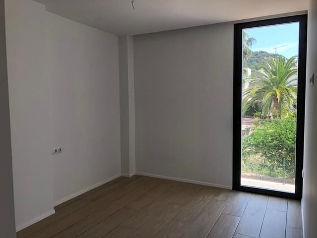 Apartamento de 3 habitaciones en Nuestra Señora de Jesus, Santa Eulalia / Santa Eularia en venta con piscina garaje - 1.298.000 € (Ref: 9132069)