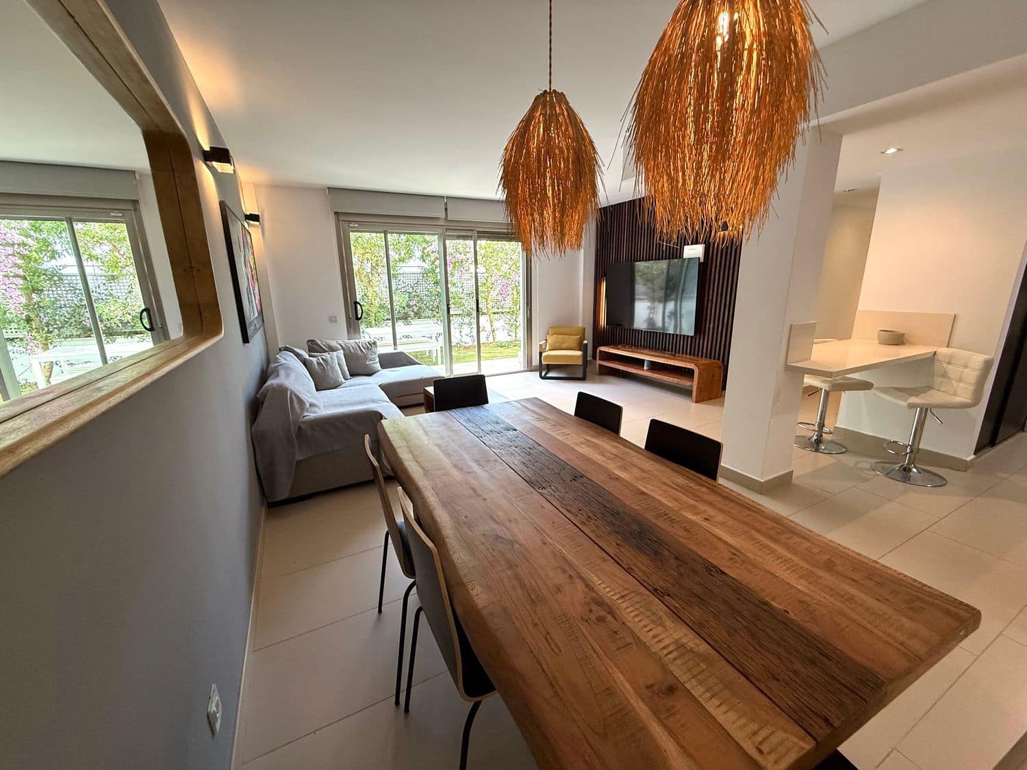 3 soveværelse Lejlighed til leje i Ibiza by med swimmingpool garage - € 2.200 (Ref: 9202098)