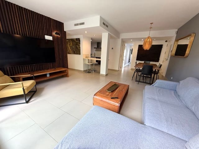 3 soveværelse Lejlighed til leje i Ibiza by med swimmingpool garage - € 2.200 (Ref: 9202098)