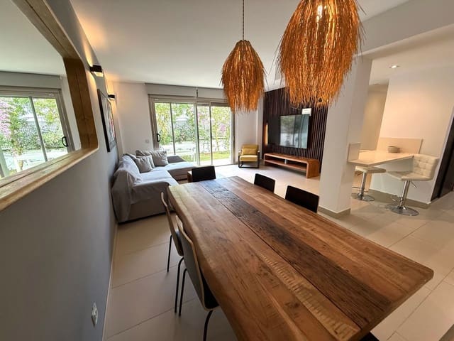 3 soveværelse Lejlighed til leje i Ibiza by med swimmingpool garage - € 2.200 (Ref: 9202098)