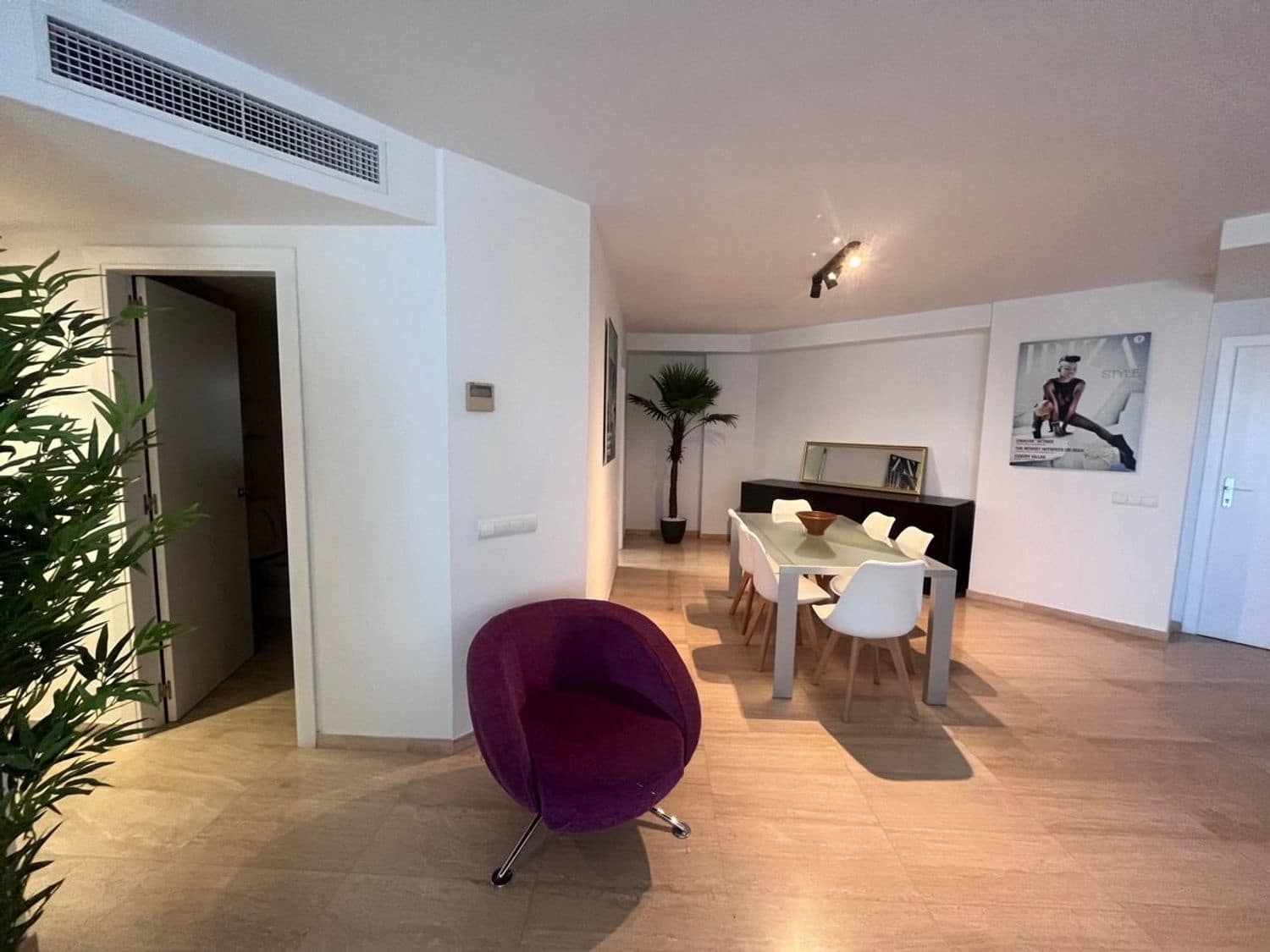 3 bedroom Apartment for rent in Ibiza / Eivissa town with pool garage - € 3,500 (Ref: 9325920)