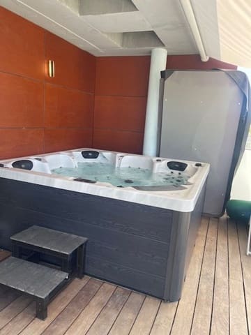 2 bedroom Apartment for sale in Ibiza / Eivissa town with pool garage - € 860,000 (Ref: 9335599)