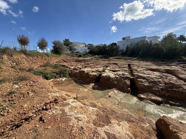 Undeveloped Land for sale in Ibiza / Eivissa town - € 1,590,750 (Ref: 9395573)