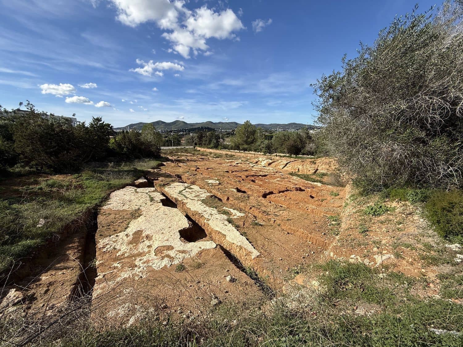 Ubebygd land til salgs i Ibiza by - € 1 590 750 (Ref: 9395573)