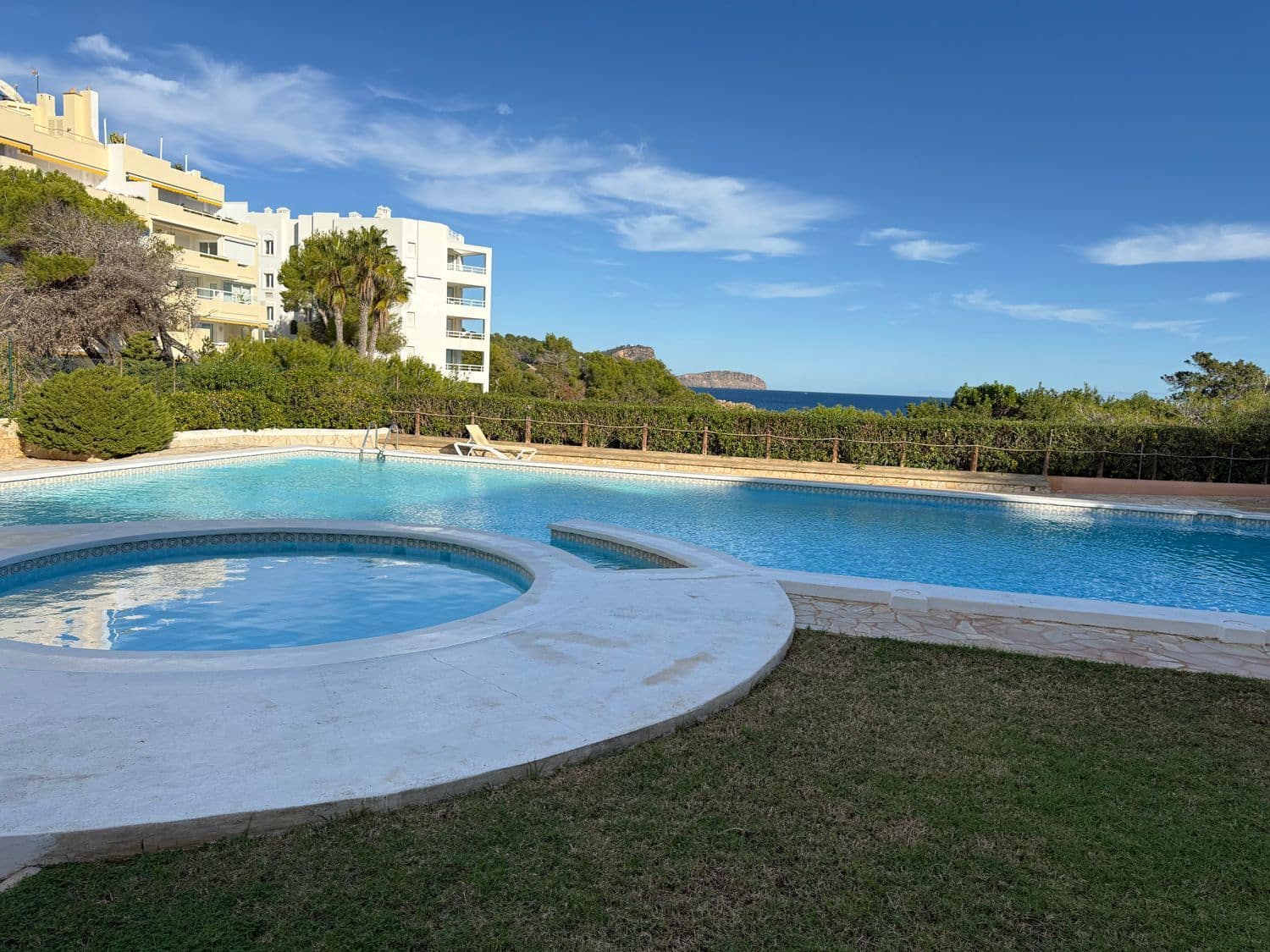 3 chambre Appartement à vendre à Santa Eulalia / Santa Eularia avec piscine garage - 825 000 € (Ref: 9471901)