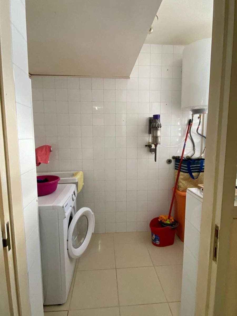 1 bedroom Apartment for sale in Santa Eulalia / Santa Eularia with garage - € 495,000 (Ref: 9498036)