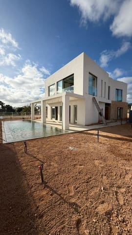 4 bedroom Villa for sale in Sant Jordi de Ses Salines, San Jose / Sant Josep de Sa Talaia with pool garage - € 2,690,000 (Ref: 9503710)