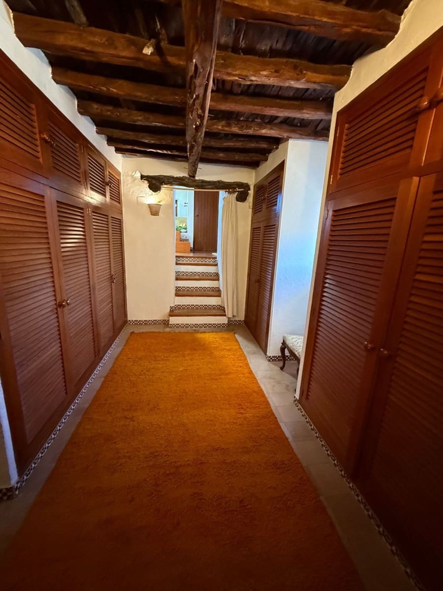 Finca/Casa Rural de 5 habitaciones en Sant Jordi de Ses Salines en venta con piscina garaje - 3.300.000 € (Ref: 9520568)