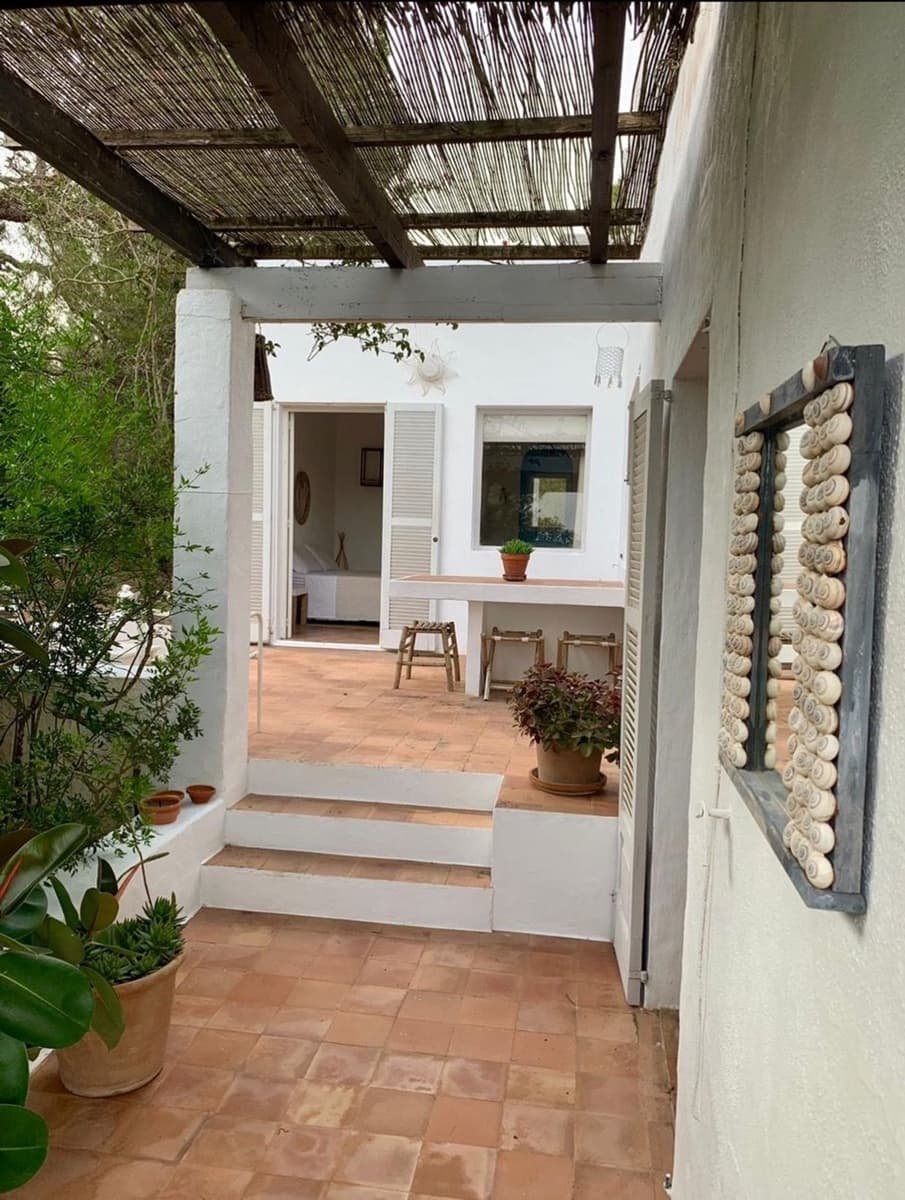 3 chambre Finca/Maison de Campagne à vendre à Es Pujols avec garage - 2 200 000 € (Ref: 9567983)