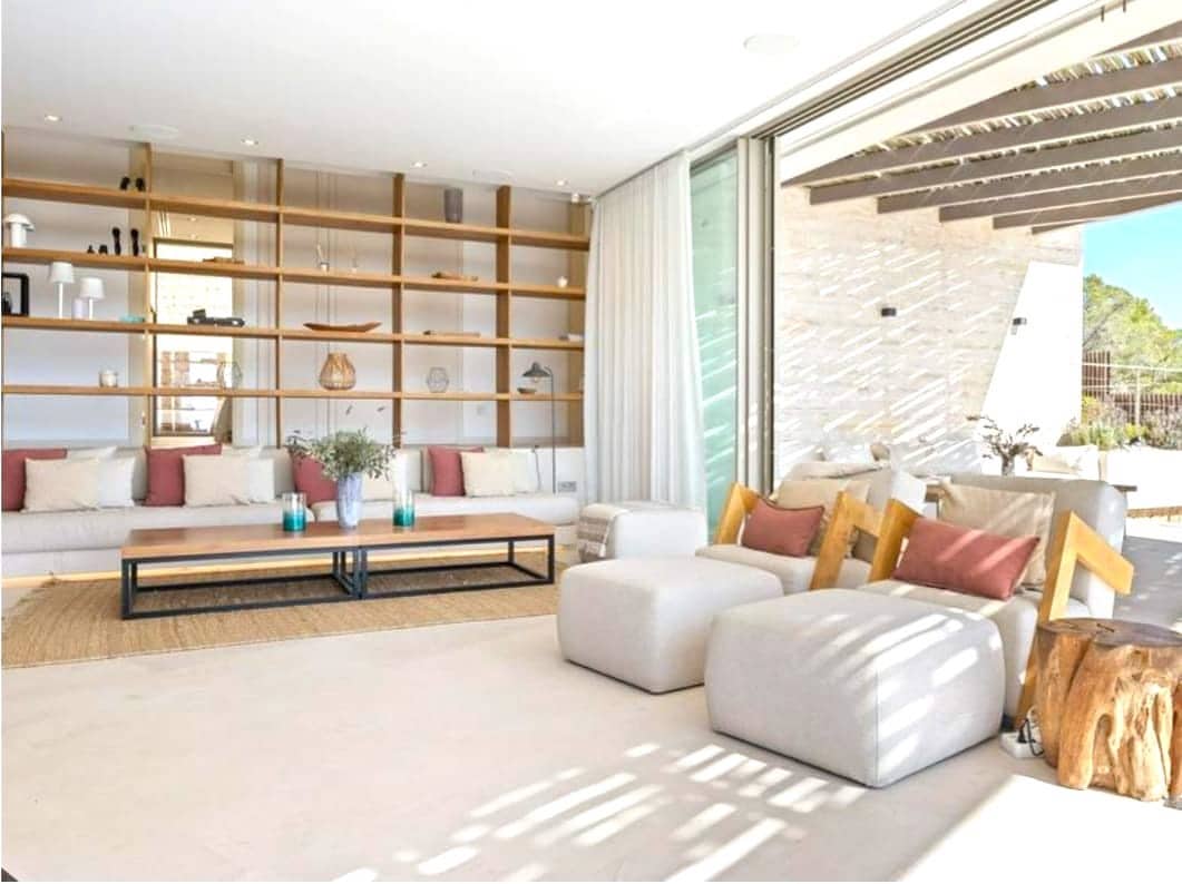 7 bedroom Villa for sale in Santa Eulalia / Santa Eularia with pool garage - € 9,000,000 (Ref: 9606699)