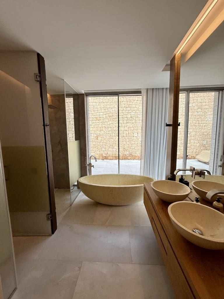 7 bedroom Villa for sale in Santa Eulalia / Santa Eularia with pool garage - € 9,000,000 (Ref: 9606699)
