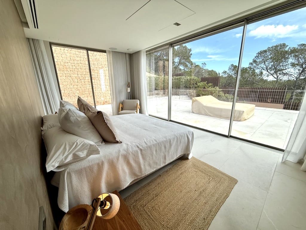 7 bedroom Villa for sale in Santa Eulalia / Santa Eularia with pool garage - € 9,000,000 (Ref: 9606699)