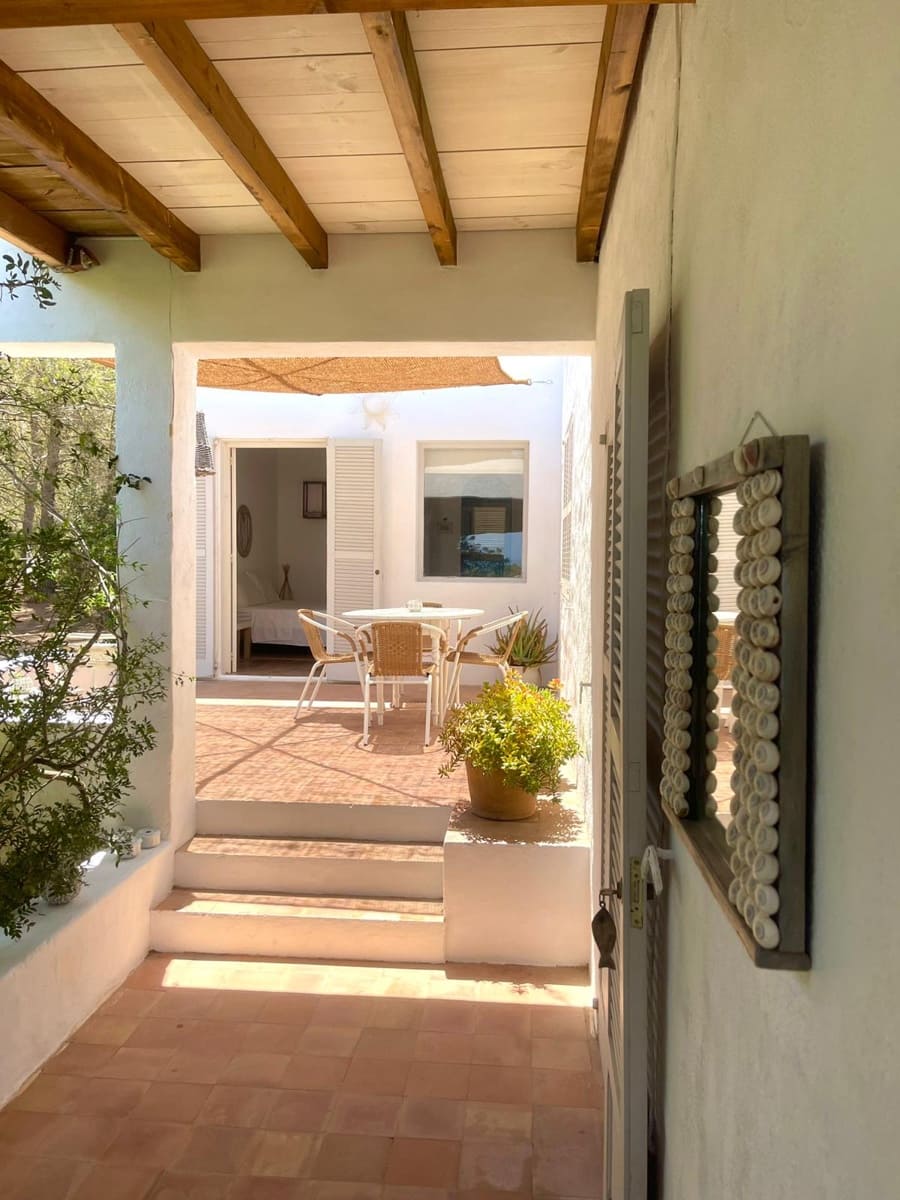 3 bedroom Finca/Country House for sale in Cap De Barbaria with garage - € 2,280,000 (Ref: 9793269)