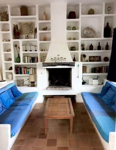 3 bedroom Finca/Country House for sale in Cap De Barbaria, Formentera municipality with garage - € 2,280,000 (Ref: 9793269)