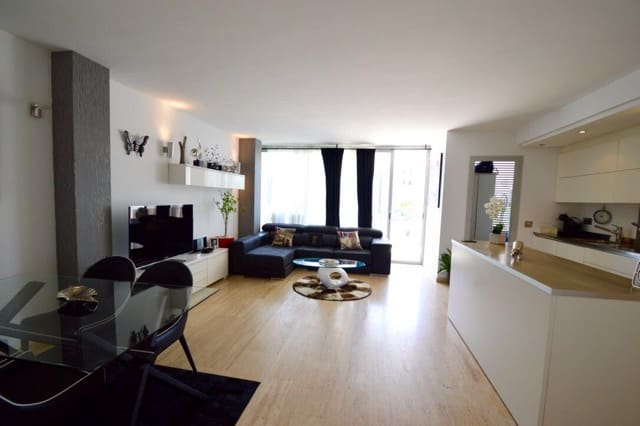 3 soverom Leilighet til salgs i Ibiza by med svømmebasseng - € 955 000 (Ref: 9793271)