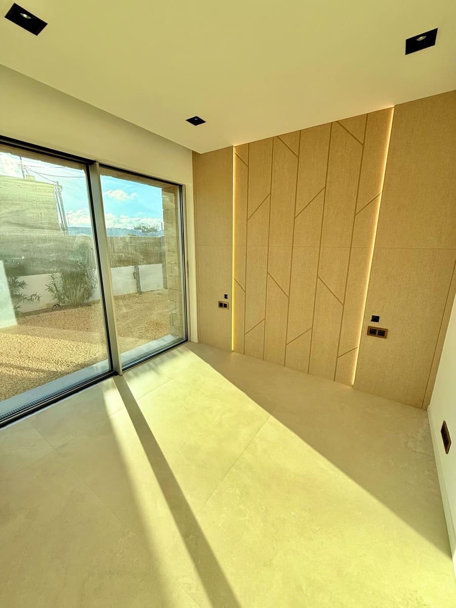 4 makuuhuone Huvila myytävänä paikassa San Jose / Sant Josep de Sa Talaia mukana uima-altaan 
autotalli - 2 690 000 € (Ref: 9793273)