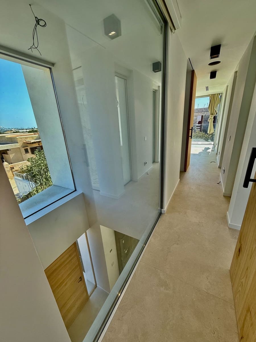 4 makuuhuone Huvila myytävänä paikassa San Jose / Sant Josep de Sa Talaia mukana uima-altaan 
autotalli - 2 690 000 € (Ref: 9793273)