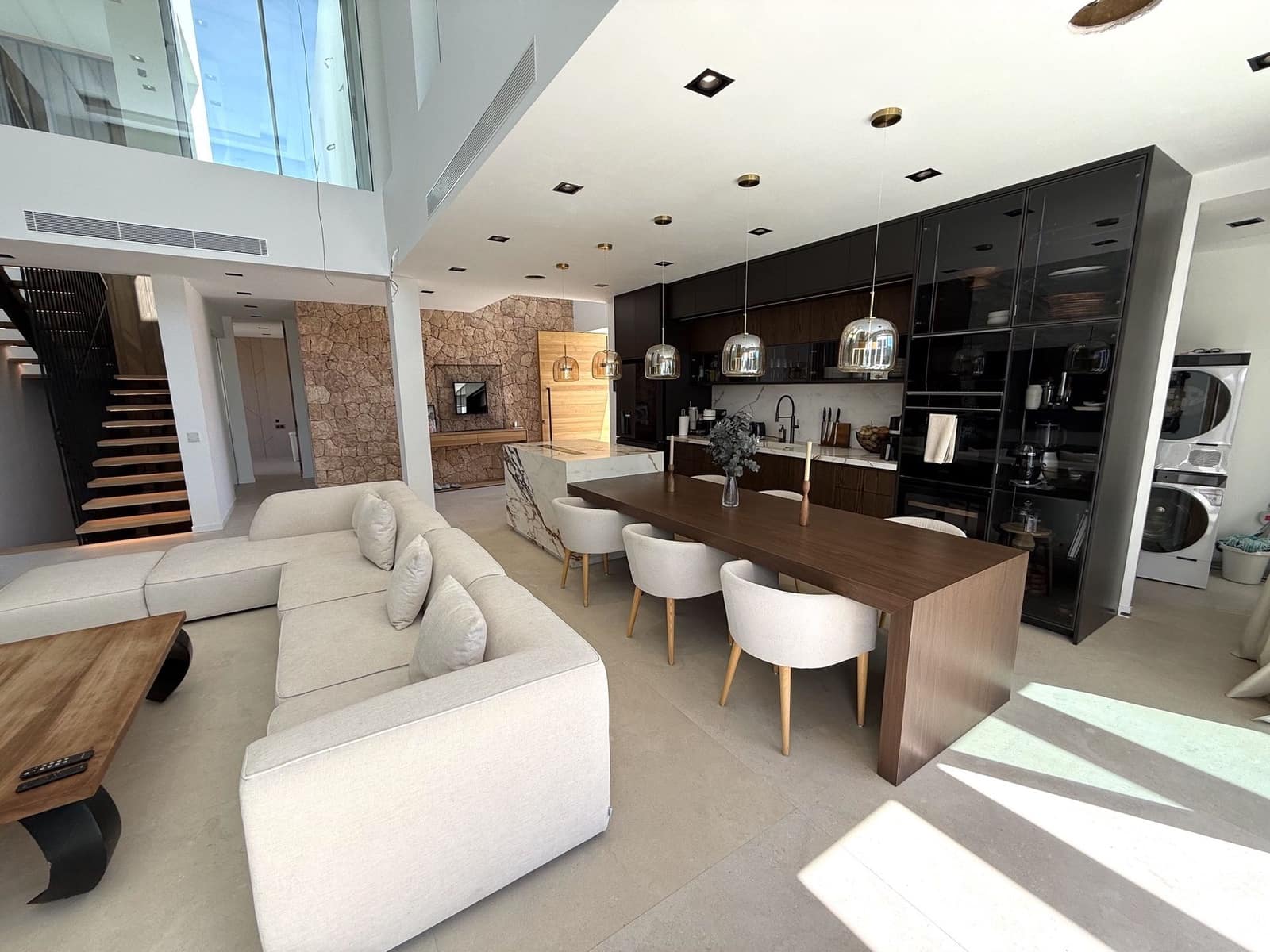 4 bedroom Villa for sale in San Jose / Sant Josep de Sa Talaia with pool garage - € 2,690,000 (Ref: 9793273)