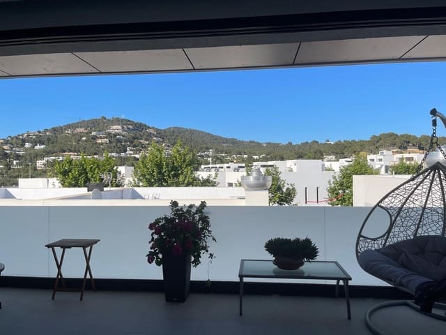 3 sypialnia Dom blizniak na sprzedaż w Nuestra Señora de Jesus, Santa Eulalia / Santa Eularia z basenem garażem - 1 790 000 € (Ref: 9793274)