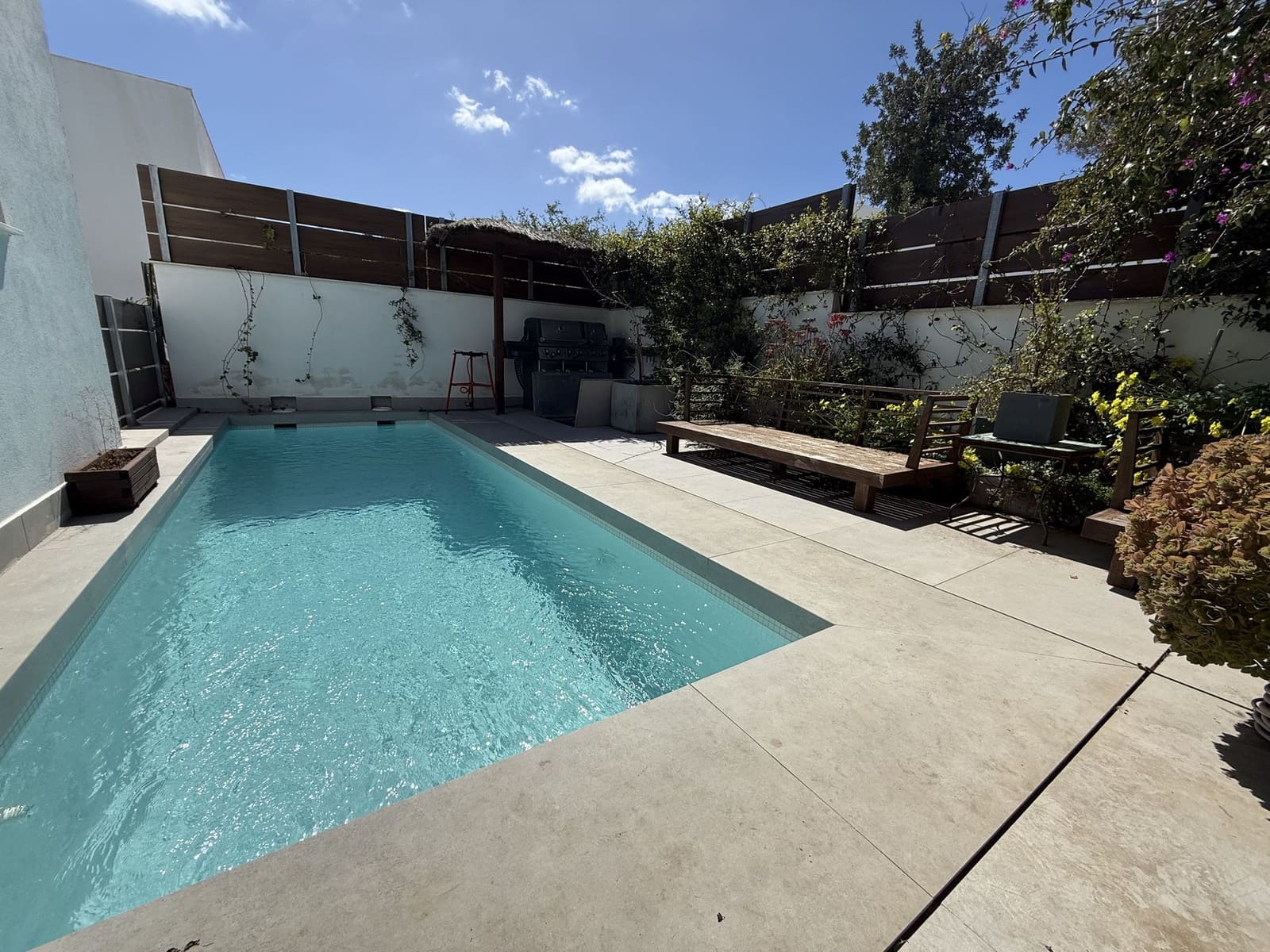 3 sypialnia Dom blizniak na sprzedaż w Nuestra Senora de Jesus z basenem garażem - 1 790 000 € (Ref: 9793274)