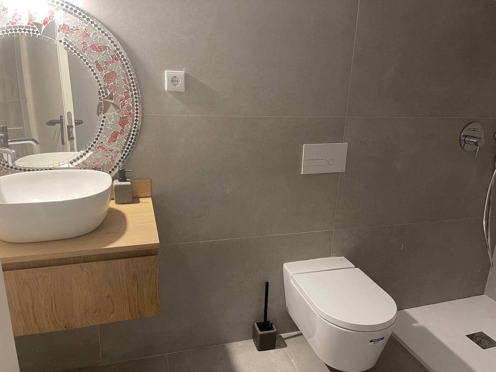 3 sypialnia Dom blizniak na sprzedaż w Nuestra Senora de Jesus z basenem garażem - 1 790 000 € (Ref: 9793274)