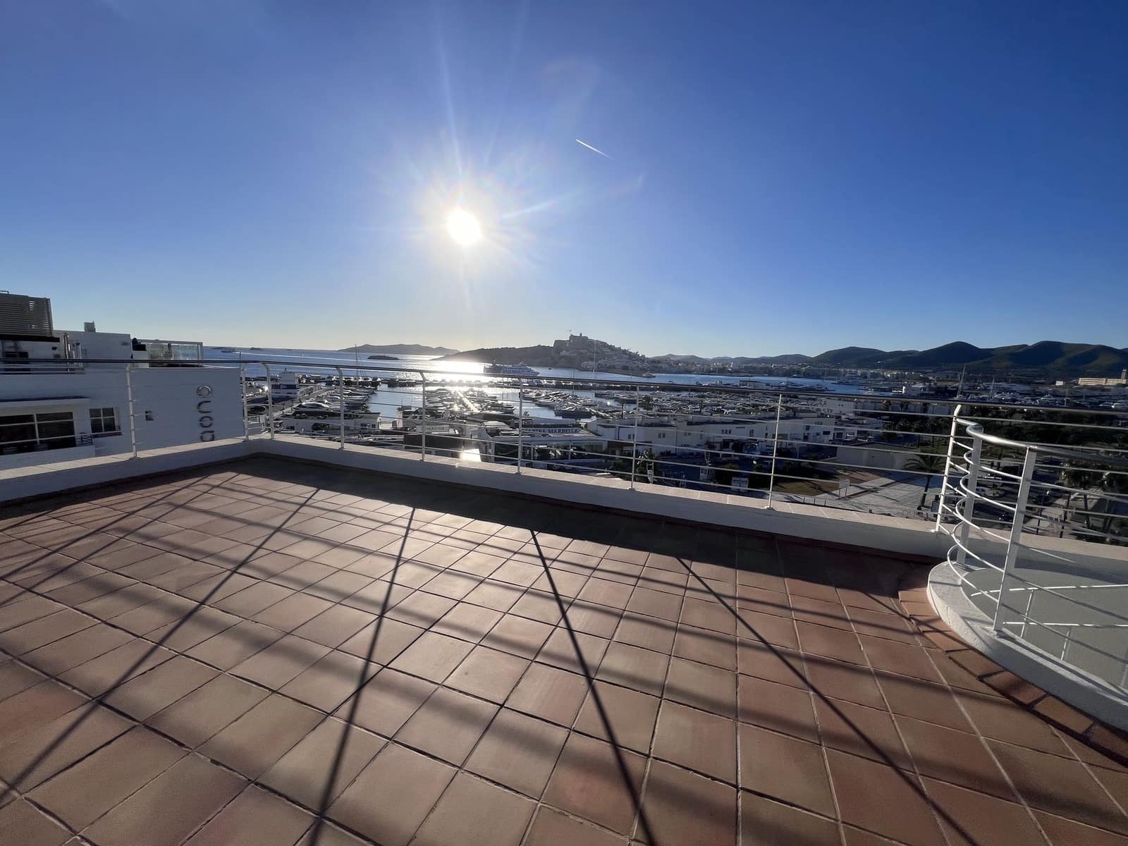 Ático de 3 habitaciones en Ibiza / Eivissa ciudad en venta con piscina garaje - 3.150.000 € (Ref: 9800972)