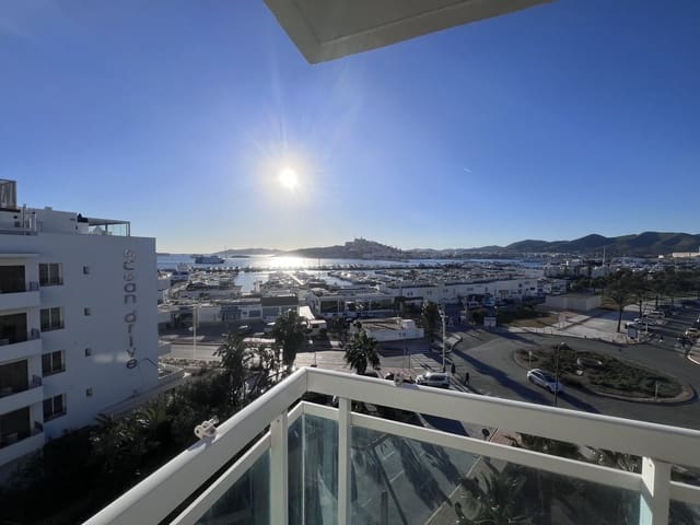 Ático de 3 habitaciones en Ibiza / Eivissa ciudad en venta con piscina garaje - 3.150.000 € (Ref: 9800972)