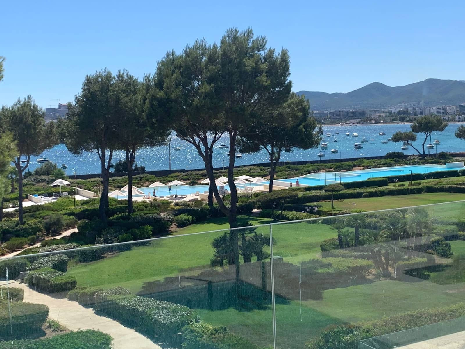 4 Zimmer Villa zu verkaufen in Santa Eulalia / Santa Eularia mit Pool Garage - 3.150.000 € (Ref: 9814096)