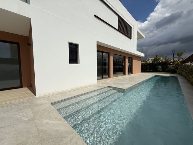 4 sovrum Villa till salu i Santa Gertrudis de Fruitera, Santa Eulalia / Santa Eularia med pool garage - 3 600 000 € (Ref: 9814097)