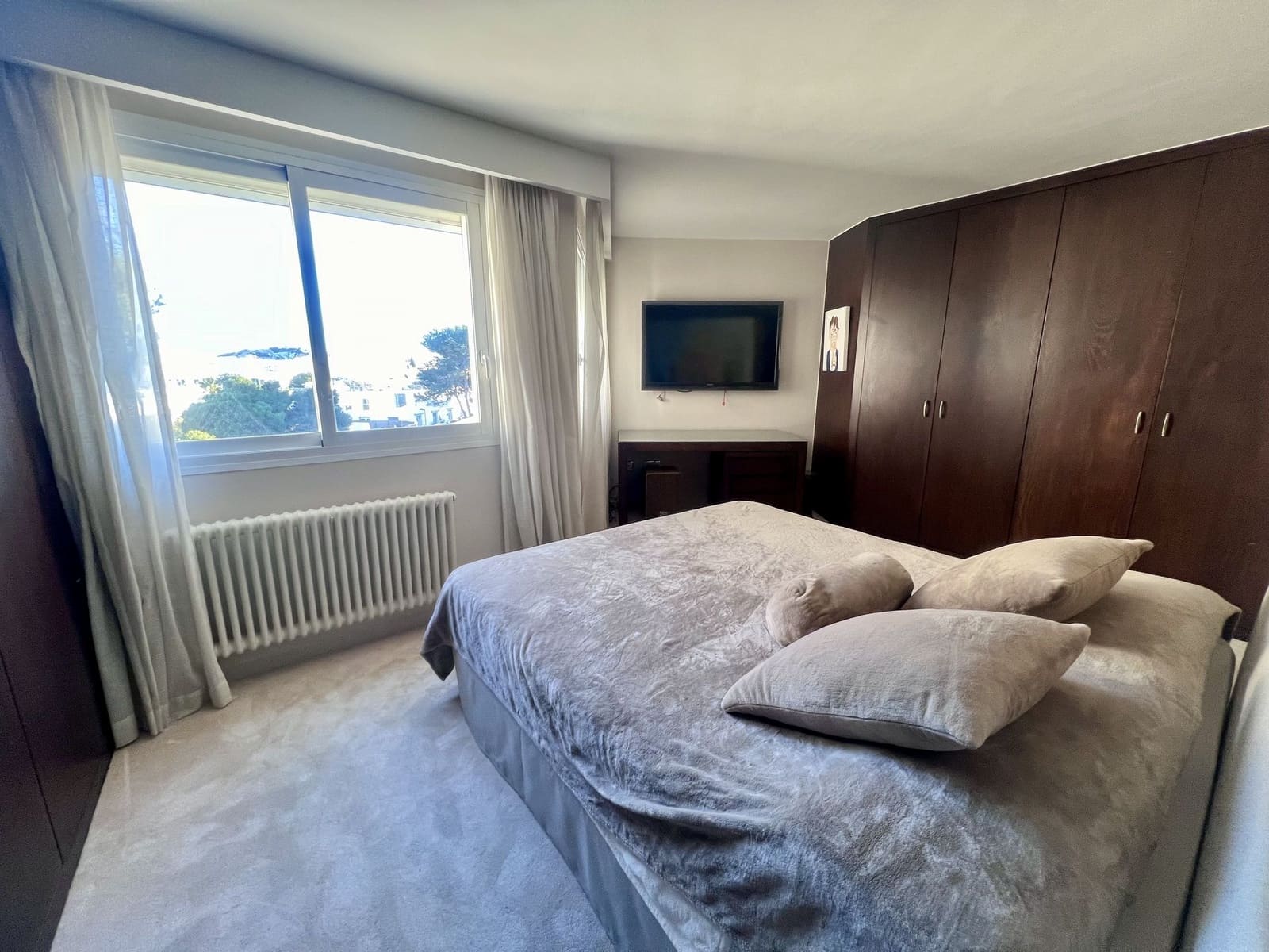 2 bedroom Penthouse for sale in Ibiza / Eivissa town with pool garage - € 3,181,500 (Ref: 9814098)