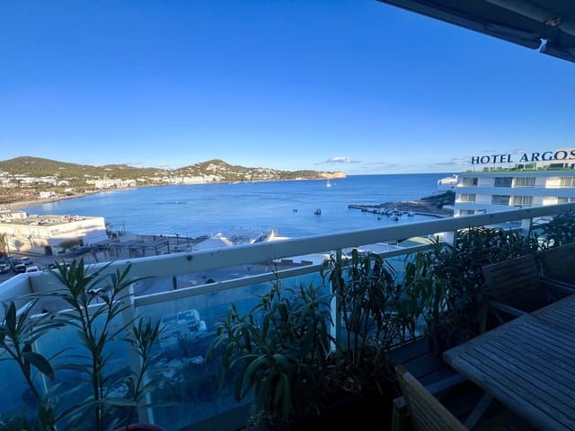 2 bedroom Penthouse for sale in Ibiza / Eivissa town with pool garage - € 3,181,500 (Ref: 9814098)
