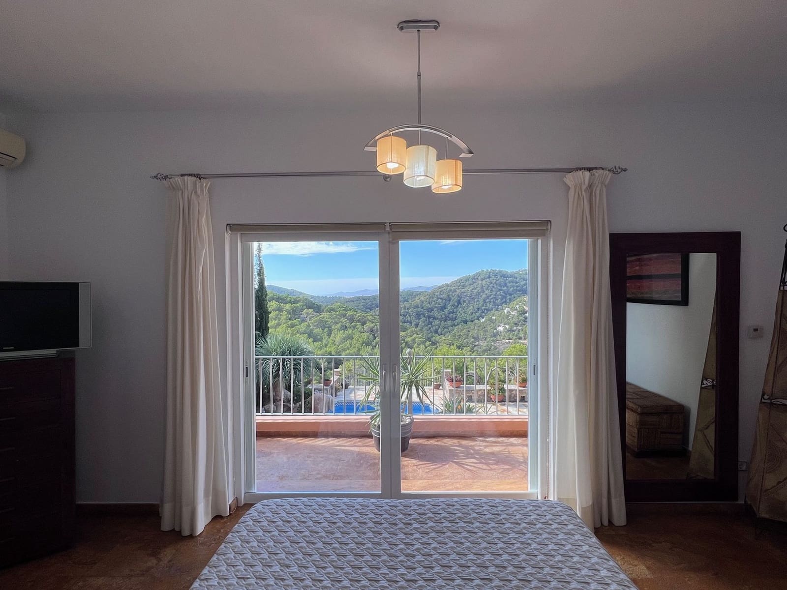 5 Zimmer Villa zu verkaufen in Roca Llisa mit Pool Garage - 2.595.000 € (Ref: 9814100)