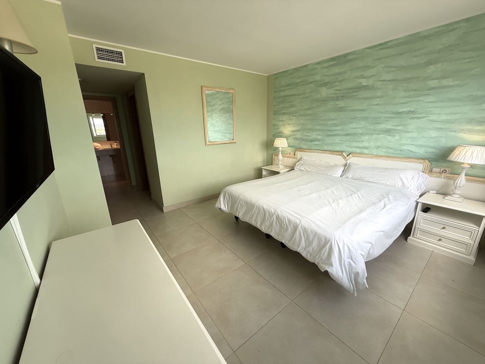 Piso de 4 habitaciones en Talamanca en venta con piscina garaje - 2.120.000 € (Ref: 9821372)