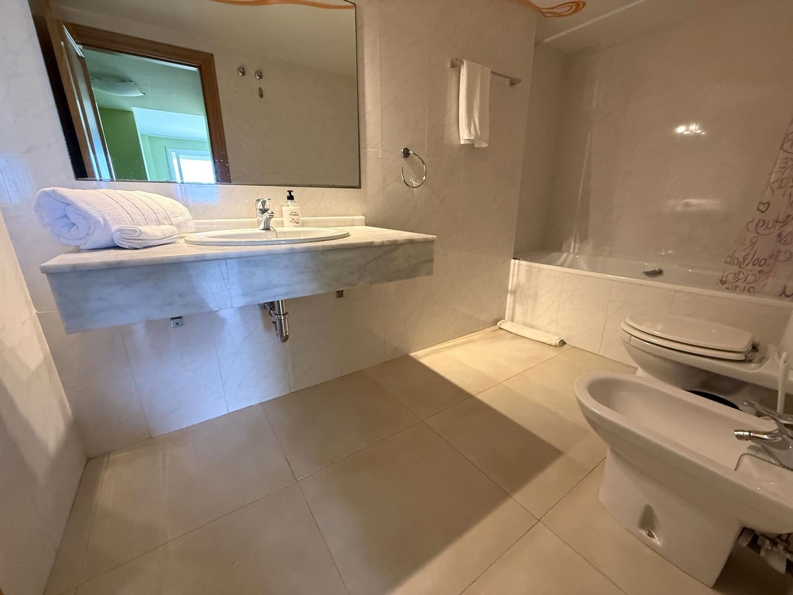 Piso de 4 habitaciones en Talamanca en venta con piscina garaje - 2.120.000 € (Ref: 9821372)