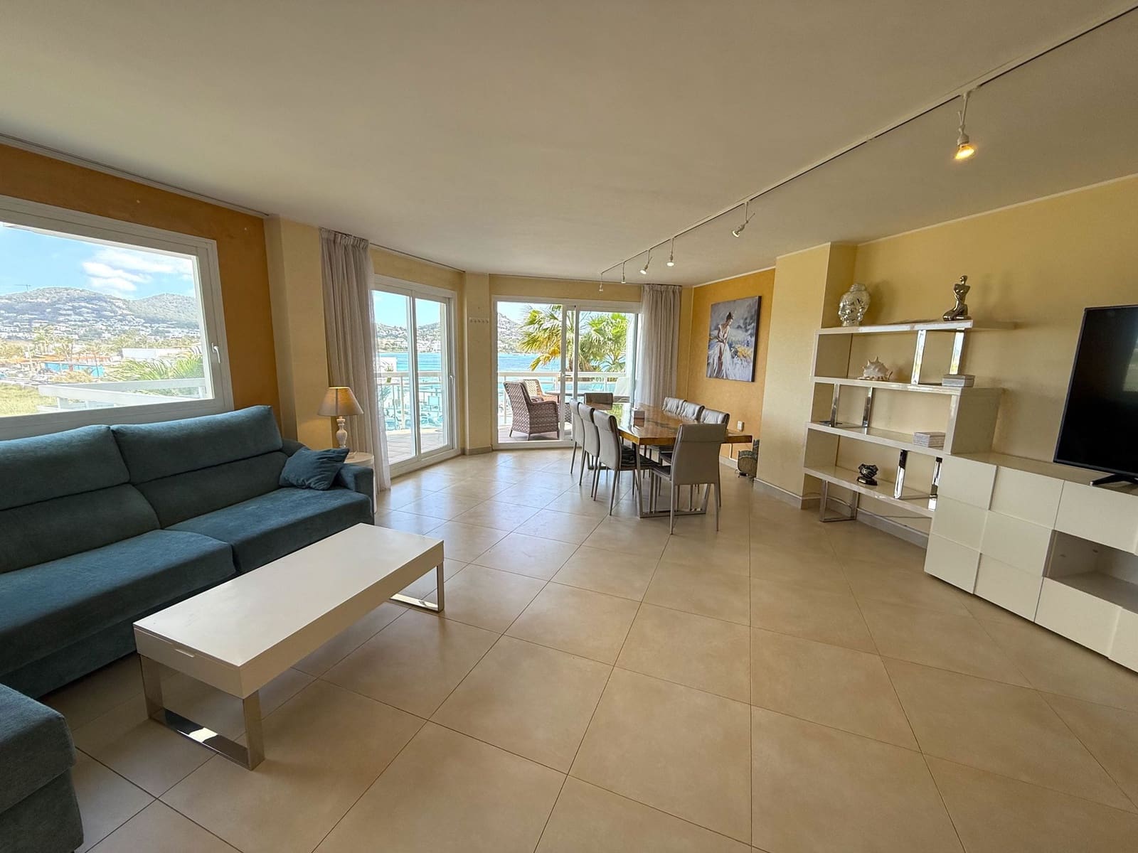 Piso de 4 habitaciones en Talamanca en venta con piscina garaje - 2.120.000 € (Ref: 9821372)