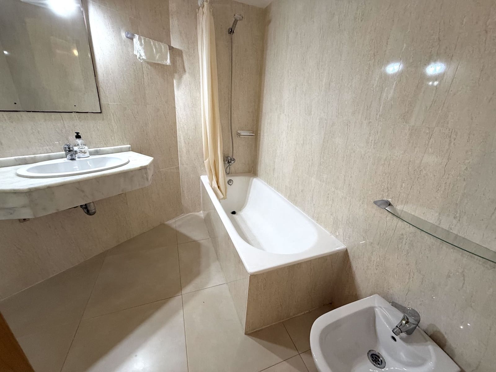 Piso de 4 habitaciones en Talamanca en venta con piscina garaje - 2.120.000 € (Ref: 9821372)