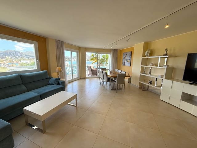 Piso de 4 habitaciones en Talamanca, Ibiza / Eivissa ciudad en venta con piscina garaje - 2.120.000 € (Ref: 9821372)