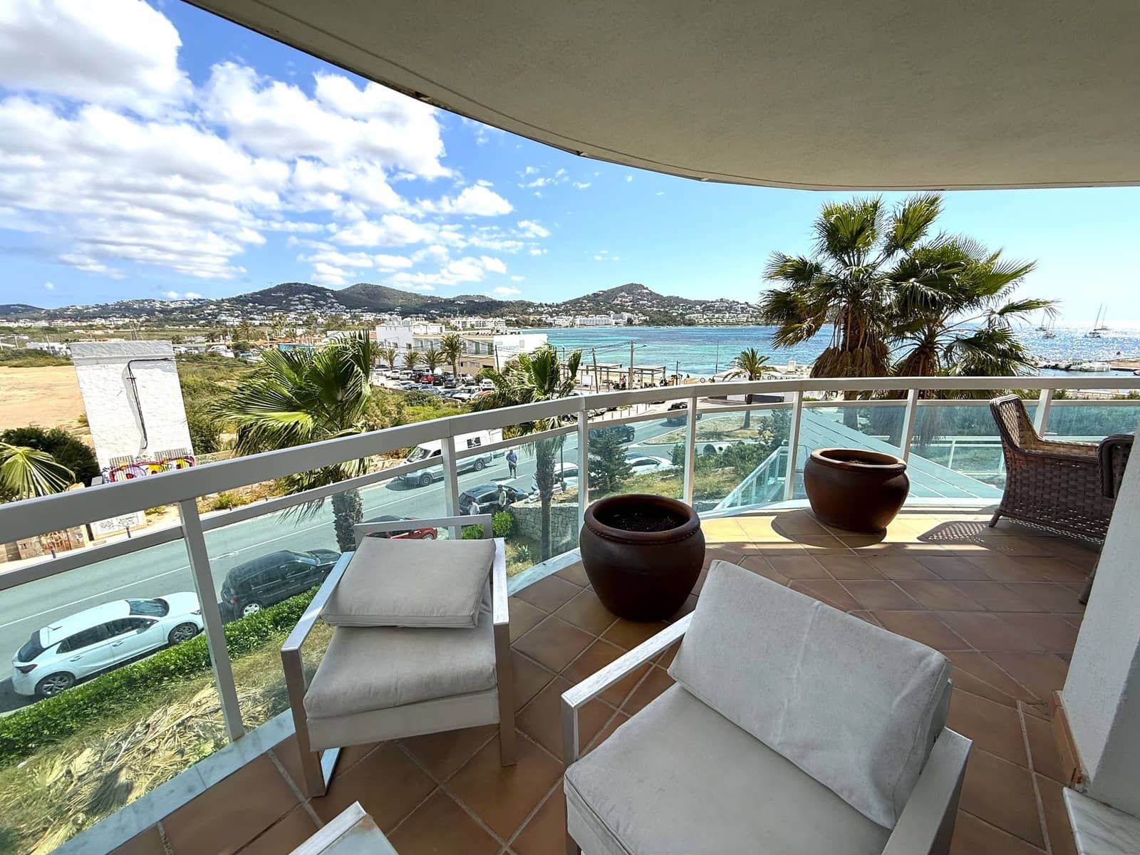 Piso de 4 habitaciones en Talamanca en venta con piscina garaje - 2.120.000 € (Ref: 9821372)