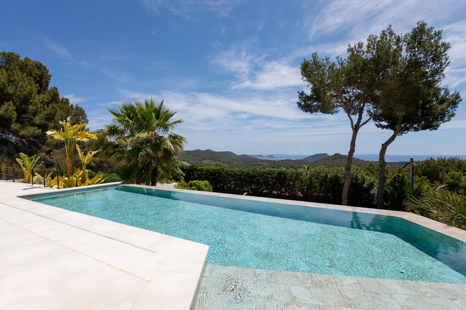 6 bedroom Villa for sale in Es Cubells with pool garage - € 4,850,000 (Ref: 9838649)