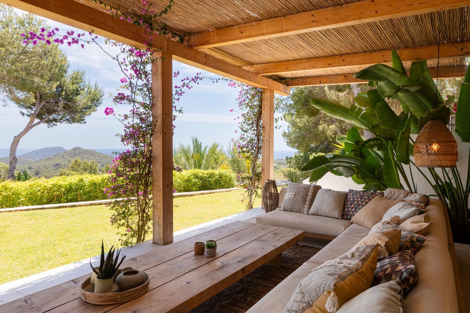 6 bedroom Villa for sale in Es Cubells with pool garage - € 4,850,000 (Ref: 9838649)