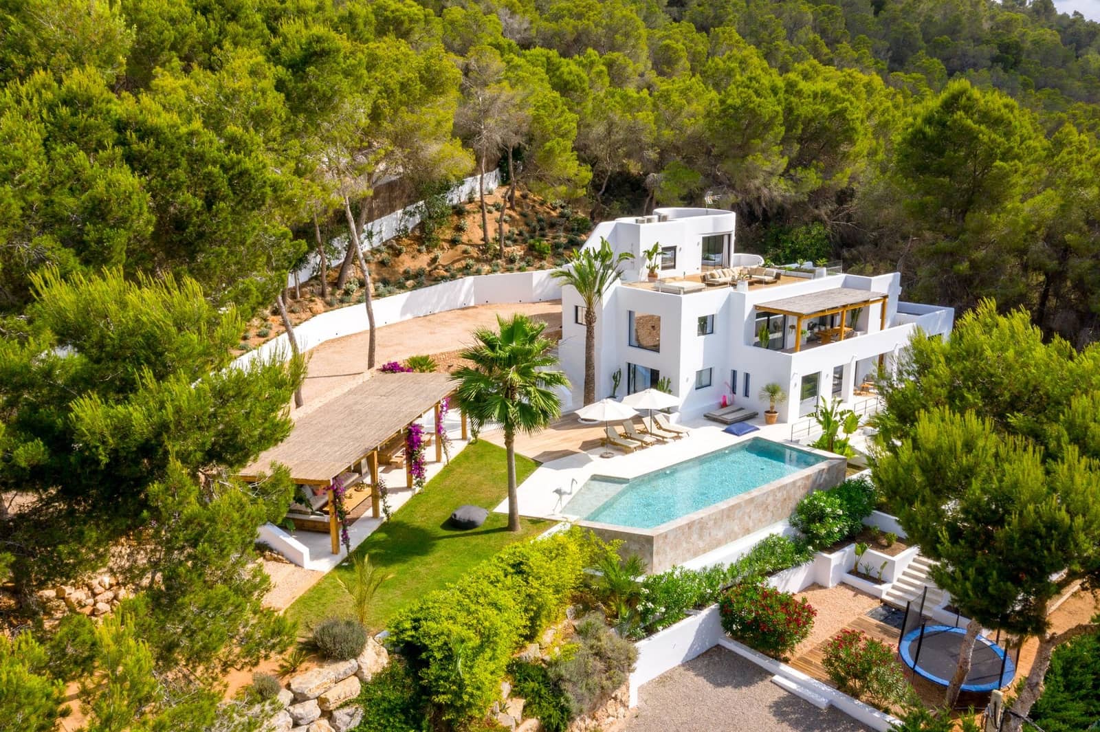 6 bedroom Villa for sale in Es Cubells with pool garage - € 4,850,000 (Ref: 9838649)