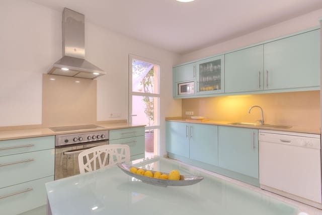 3 camera da letto Villetta Bifamiliare in vendita in Roca Llisa, Santa Eulalia / Santa Eularia con piscina garage - 1.195.000 € (Rif: 9838650)