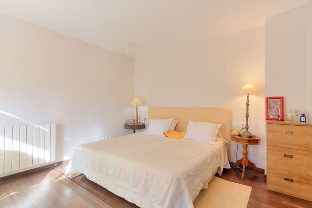 3 camera da letto Villetta Bifamiliare in vendita in Roca Llisa, Santa Eulalia / Santa Eularia con piscina garage - 1.195.000 € (Rif: 9838650)