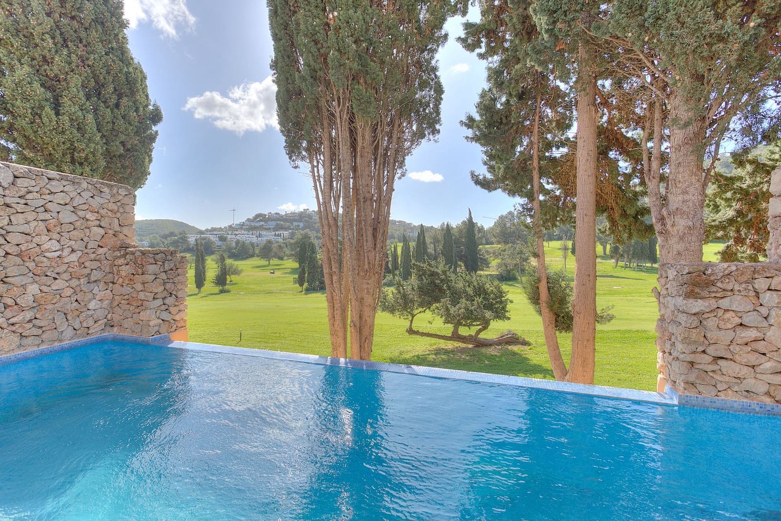 3 bedroom Semi-detached Villa for sale in Roca Llisa with pool garage - € 1,195,000 (Ref: 9838650)