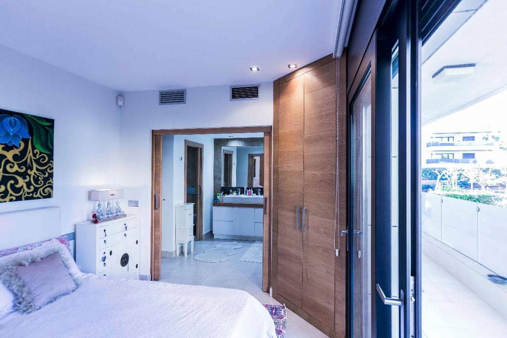 3 Zimmer Wohnung zu verkaufen in Ibiza / Eivissa Stadt mit Pool Garage - 1.600.000 € (Ref: 9858618)