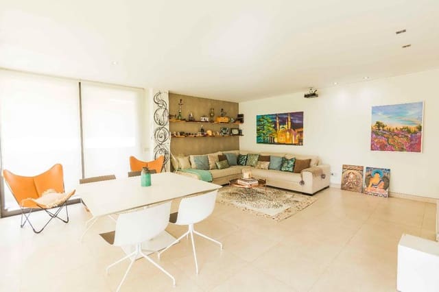 3 Zimmer Wohnung zu verkaufen in Ibiza / Eivissa Stadt mit Pool Garage - 1.600.000 € (Ref: 9858618)