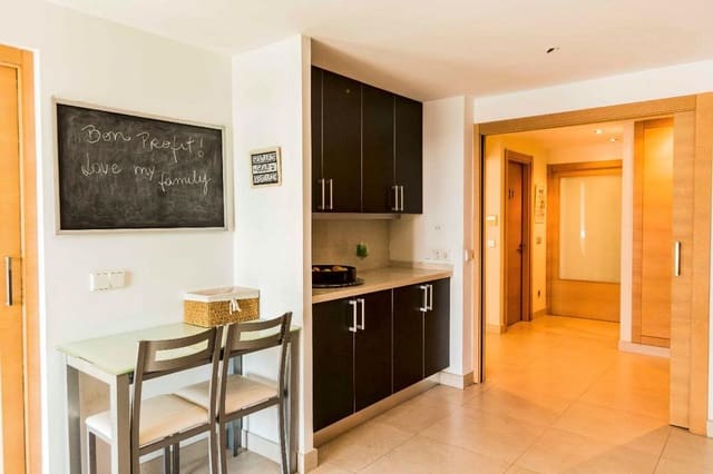 3 Zimmer Wohnung zu verkaufen in Ibiza / Eivissa Stadt mit Pool Garage - 1.600.000 € (Ref: 9858618)