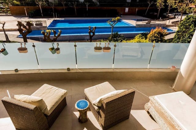 3 Zimmer Wohnung zu verkaufen in Ibiza / Eivissa Stadt mit Pool Garage - 1.600.000 € (Ref: 9858618)